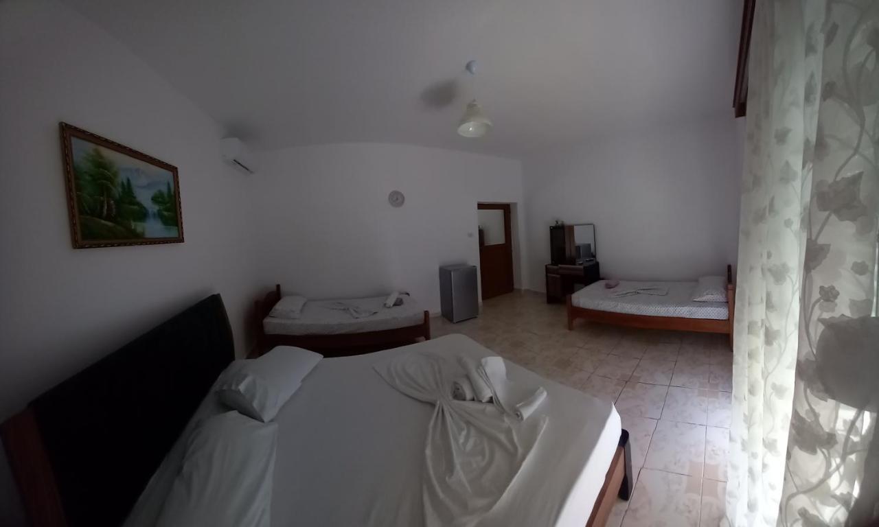 Vila Pasha Sarandë Habitación foto