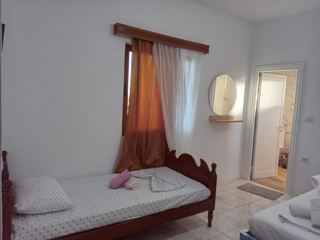Vila Pasha Sarandë Habitación foto